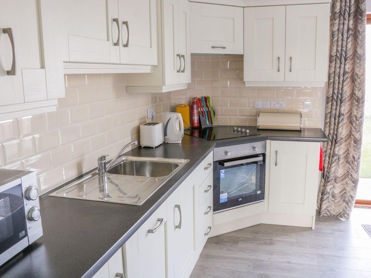 C64 Cahermore Holiday Village Enniscrone Exteriér fotografie